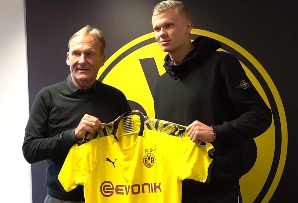 奇闻揭秘：巴西球星自掏腰包加盟中超，为追逐梦想付出数十万代价