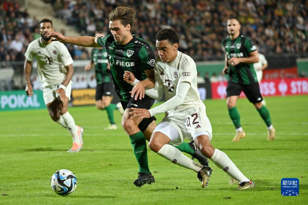 孔塞桑执教米兰前7场意甲拿到14分，比丰塞卡同期多了3分