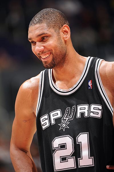 2025山东省齐鲁足球超级联赛：泰安2-1击败聊城夺冠