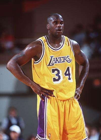 字母哥缺阵！约基奇39分大三双击败雄鹿！