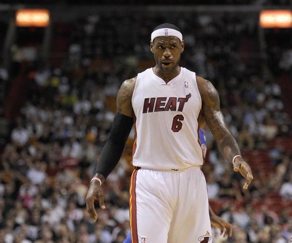 携枪林，战弹雨！《挺进地牢》手游免费试玩限时开启！